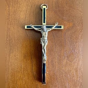 Metal Cross Pendant. Gold & Black. 4”x2”